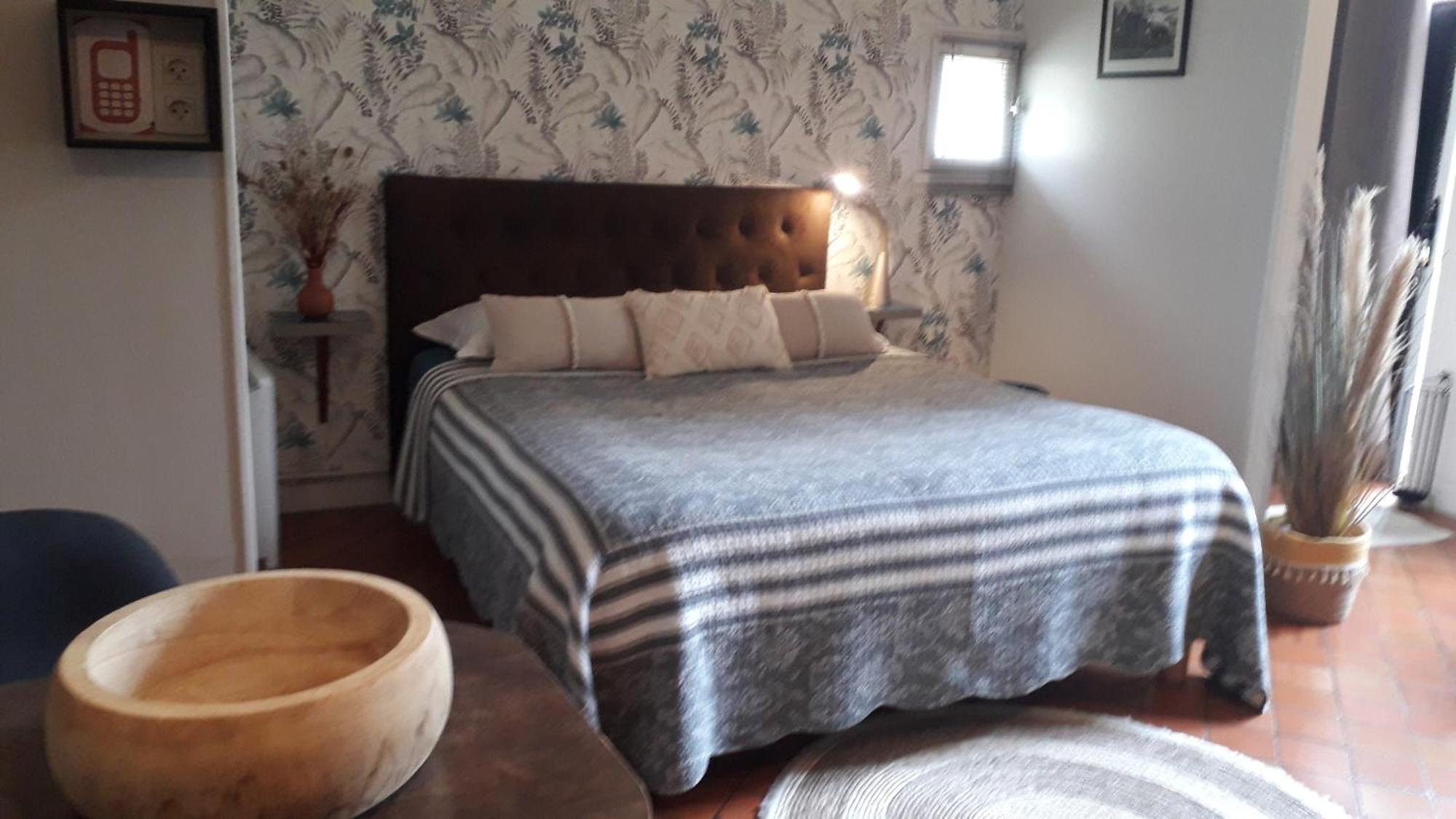 Logis Louisblanc, Muraille Romaine, Lit Queen-Size, Centre Ville لو مان المظهر الخارجي الصورة